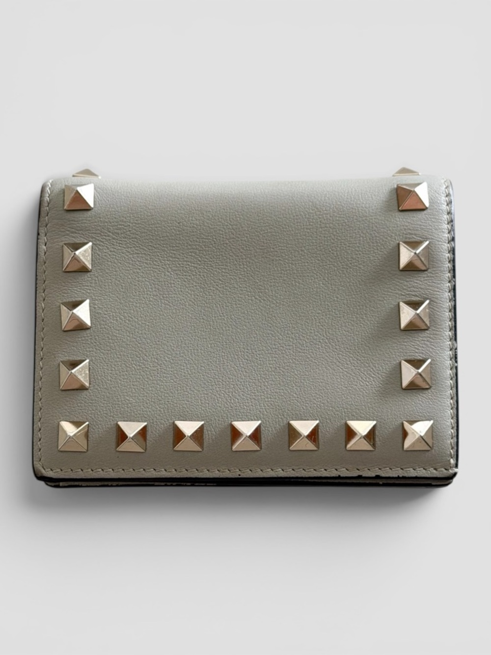 Valentino Garavani Rockstud Compact Wallet